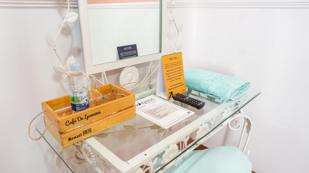 Vaccinated Staff - Spot On 2053 Granada Syariah Home Stay Bandung Extérieur photo